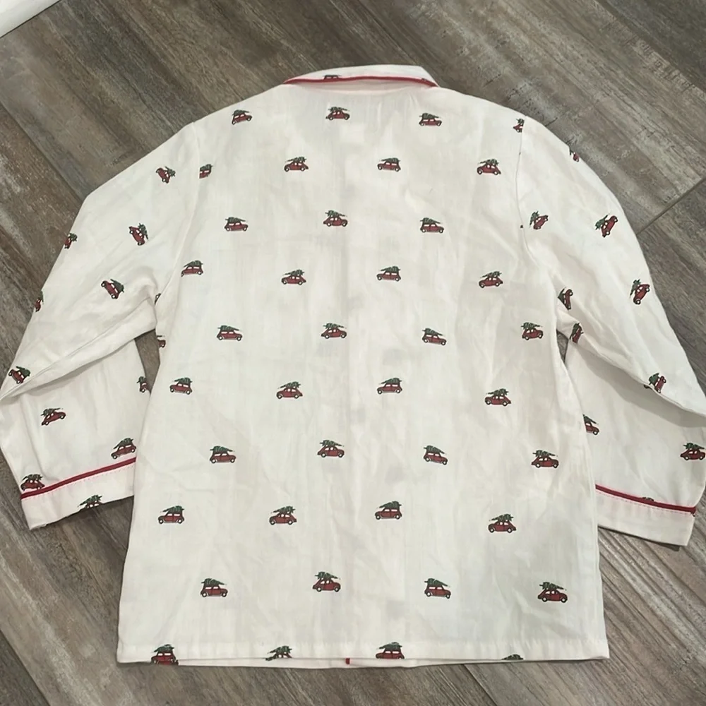 Petite Plume Christmas Pajama Top - size 4